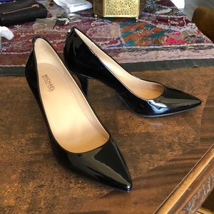 Michael Kors black Patent Leather Dress Pumps 6.5